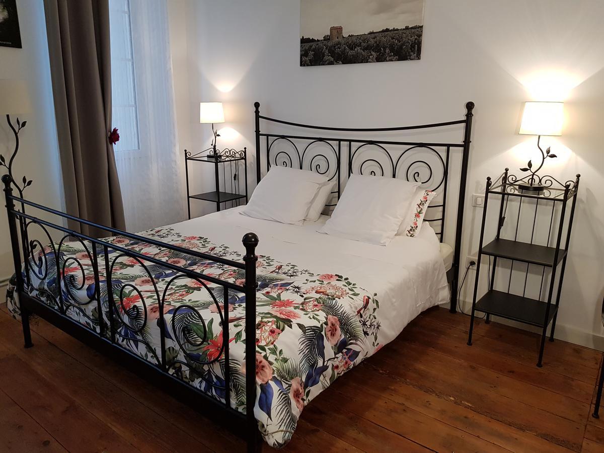 Le Medoc De Maxou Bed & Breakfast Lamarque ภายนอก รูปภาพ