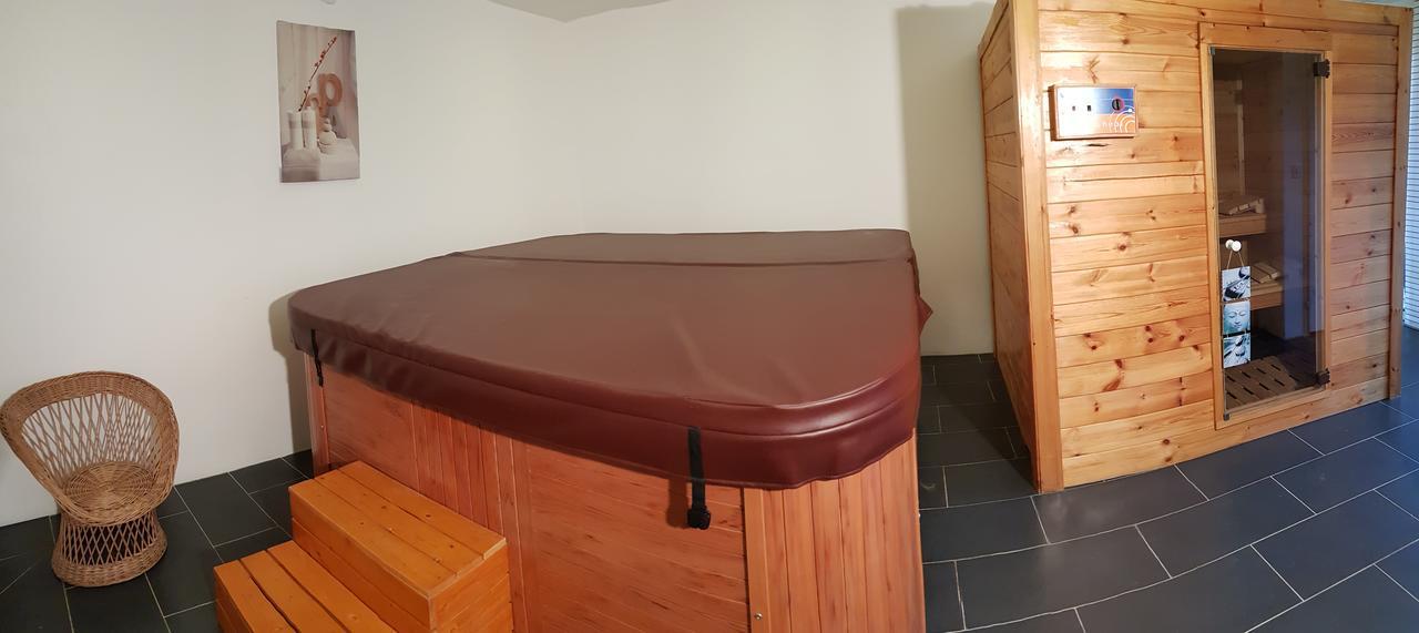 Le Medoc De Maxou Bed & Breakfast Lamarque ภายนอก รูปภาพ